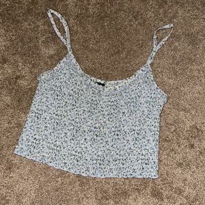 Pre-loved only used twice. After pregnancy, clothes don’t fit anymore.